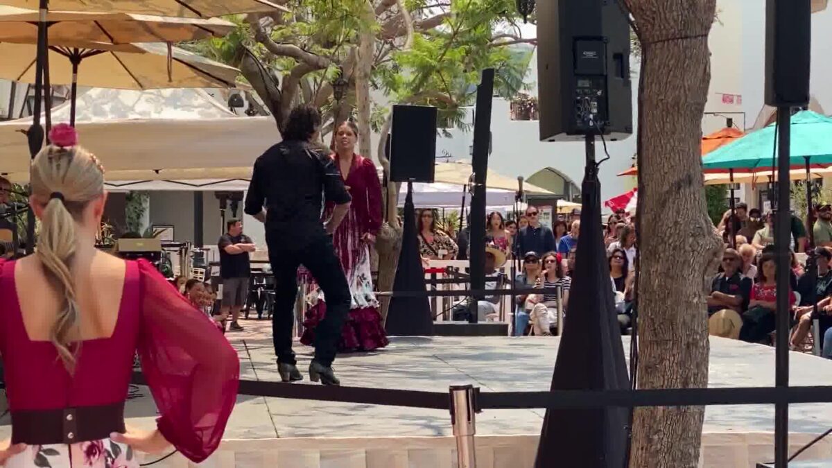 Fiesta Surprise: Daniela and Ryan Zermeño Perform Together at Paseo Nuevo