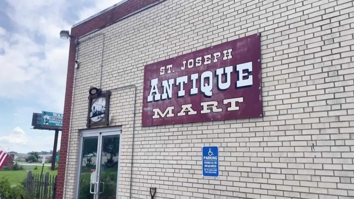 St. Joseph Auction and Antique Mart closing