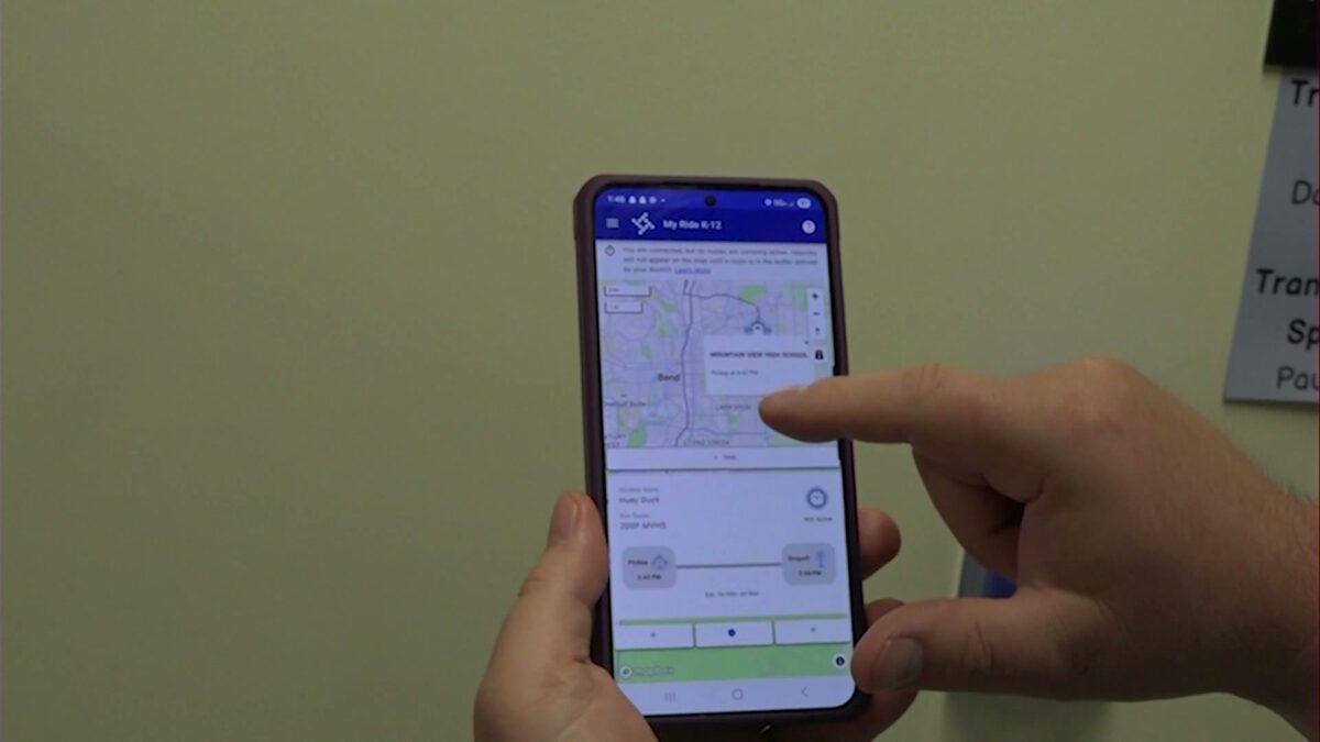 Bend-La Pine Schools launch new app that can help your kids catch the bus on time