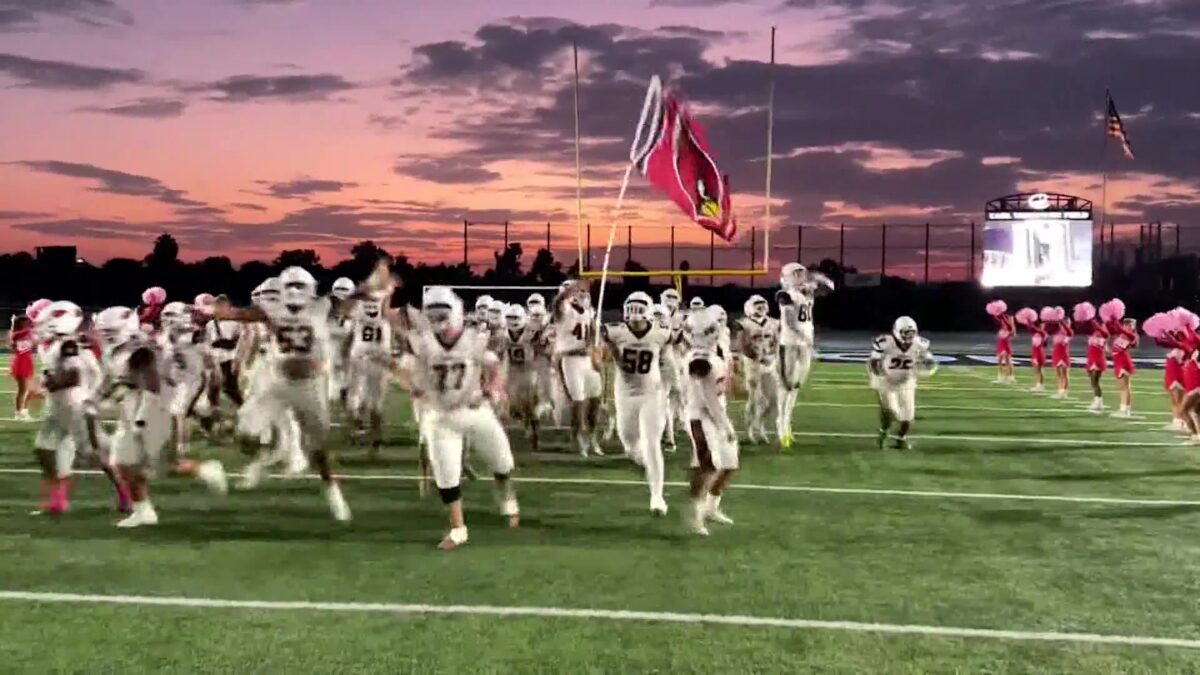 Friday Football Focus Kicks Off 40th Season Under the Lights