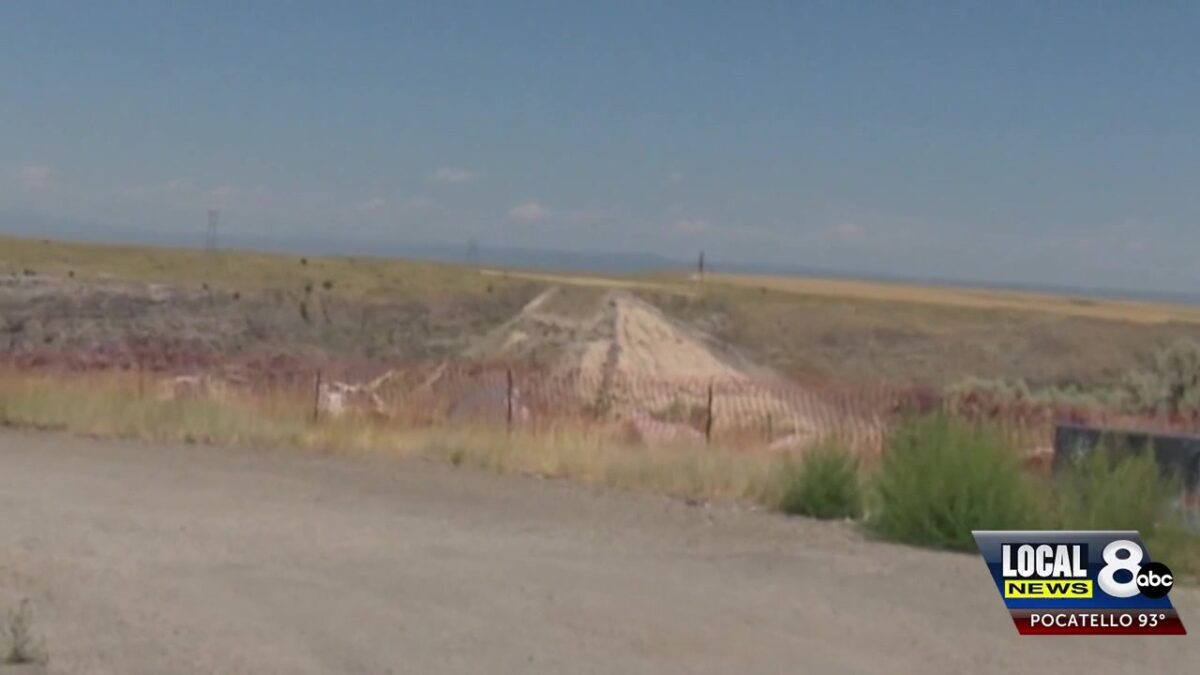 Rep. Mike Simpson explores water storage options at Teton Dam site