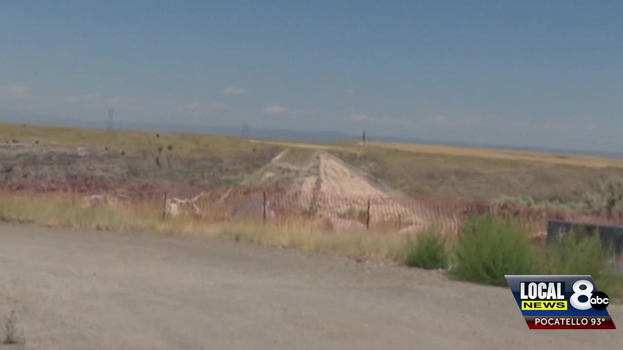 Rep. Mike Simpson explores water storage options at Teton Dam site