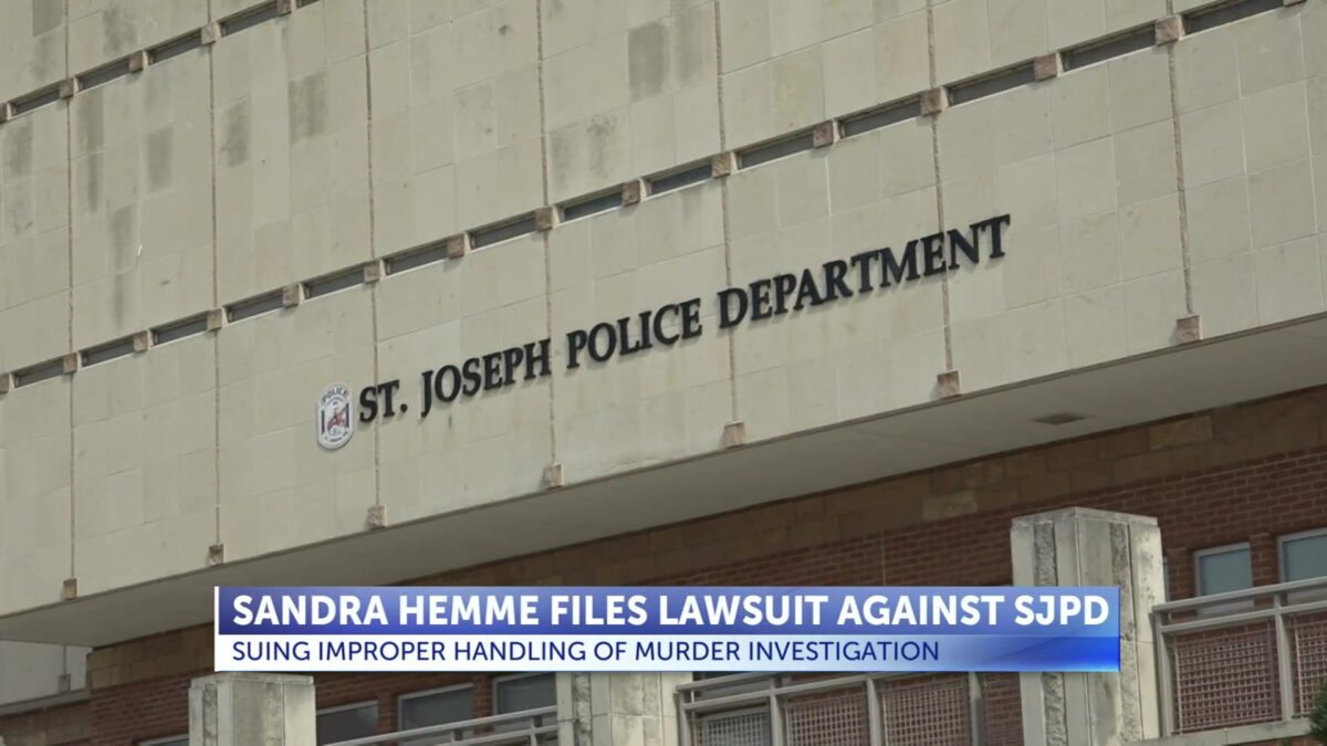 Sandra Hemme sues City of St. Joseph and Police officers