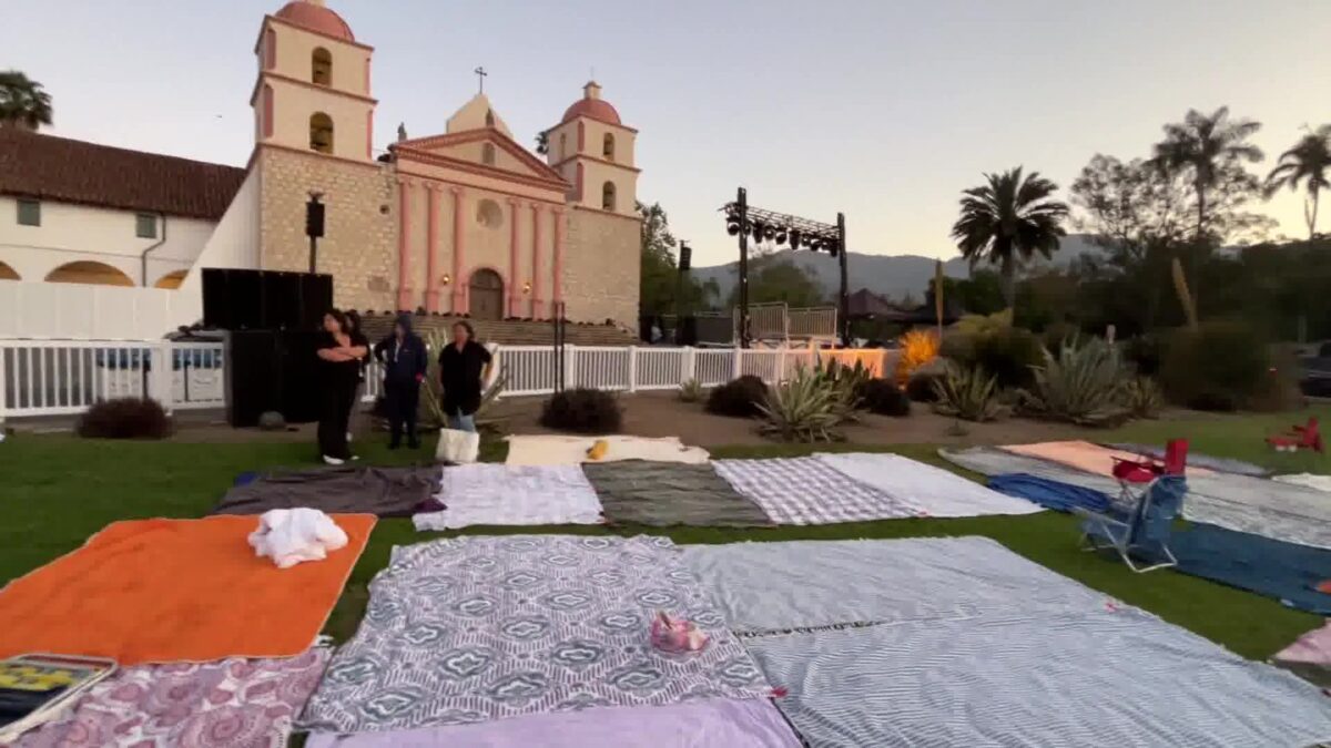 Early Risers Secure Best Spots for Fiesta Pequeña at the Old Mission