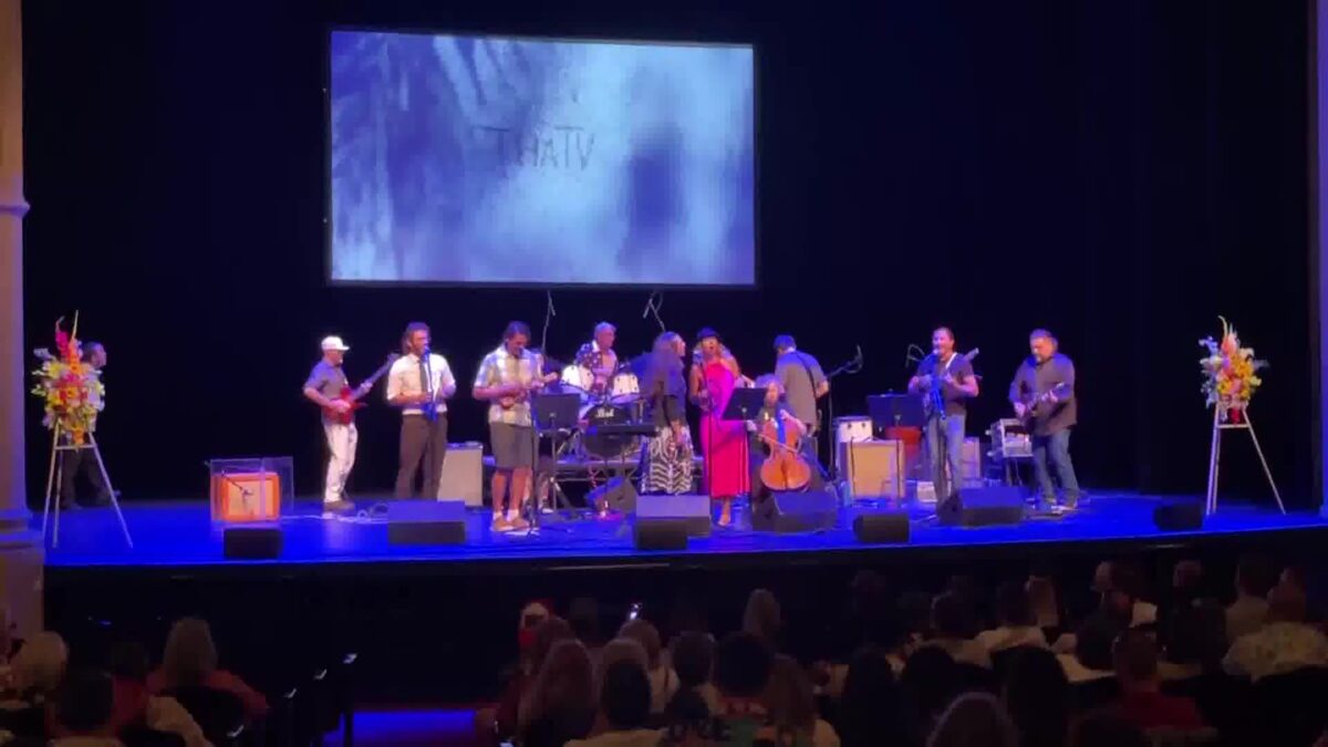 Concert for Beloved Local David Mendoza Draws Hundreds