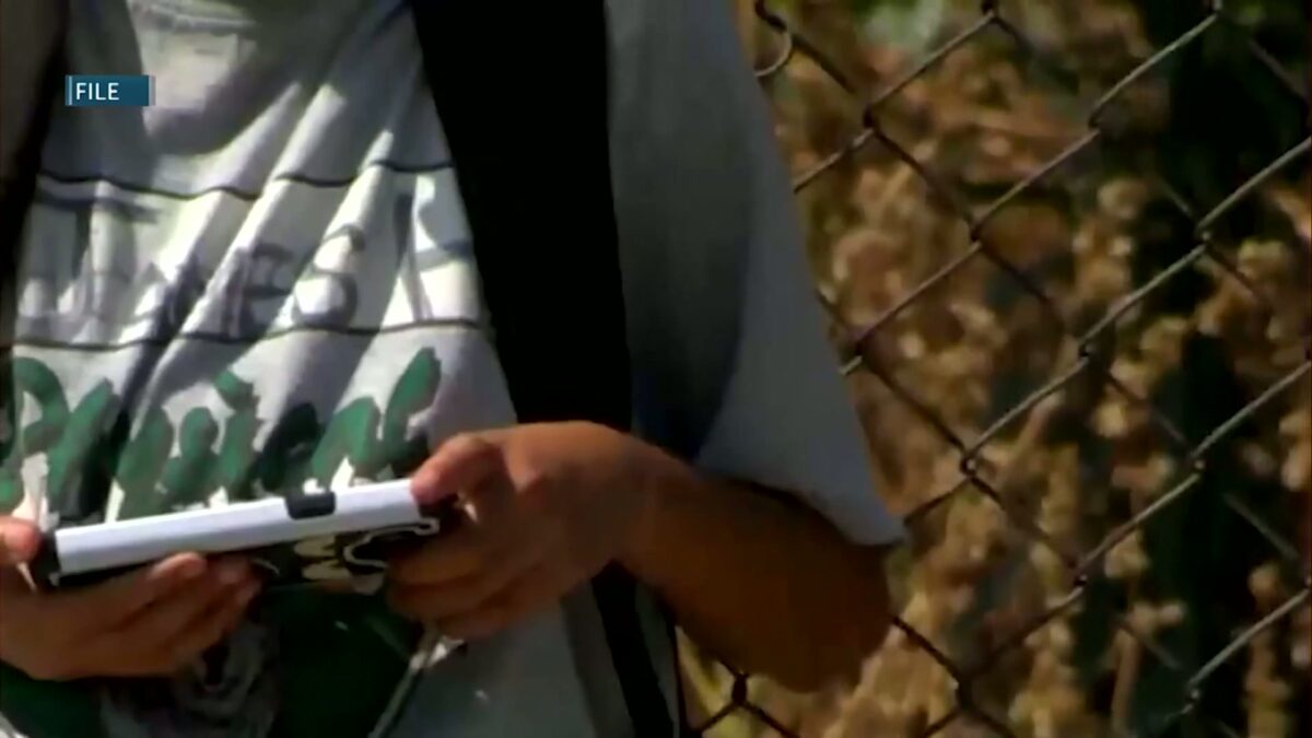 Redmond School Board votes on PED policy