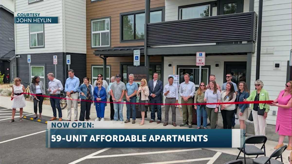 HousingWorks holds grand opening to celebrate completion of College View affordable apartments in SW Bend