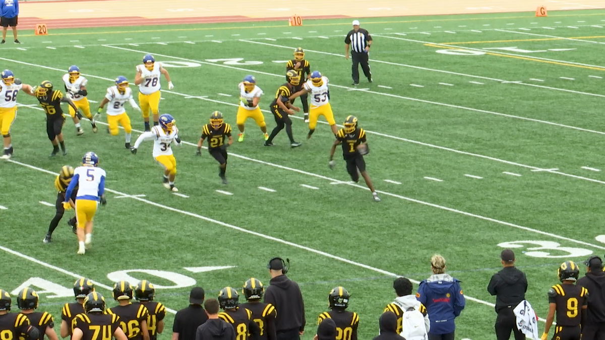 Cabrillo races past Taft in football