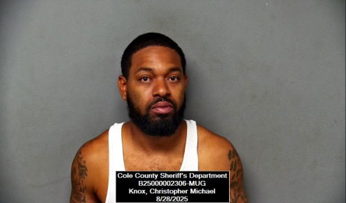 Two arrested after drugs found in Jefferson City apartment