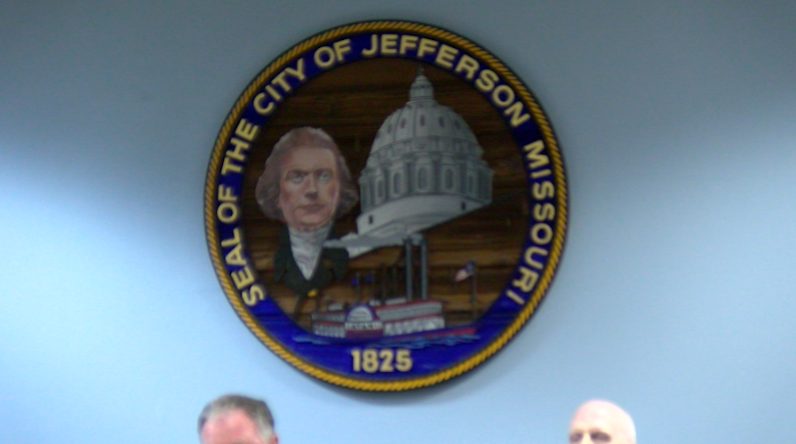 Jefferson City Council schedules future vote on confidential information disclosure rules