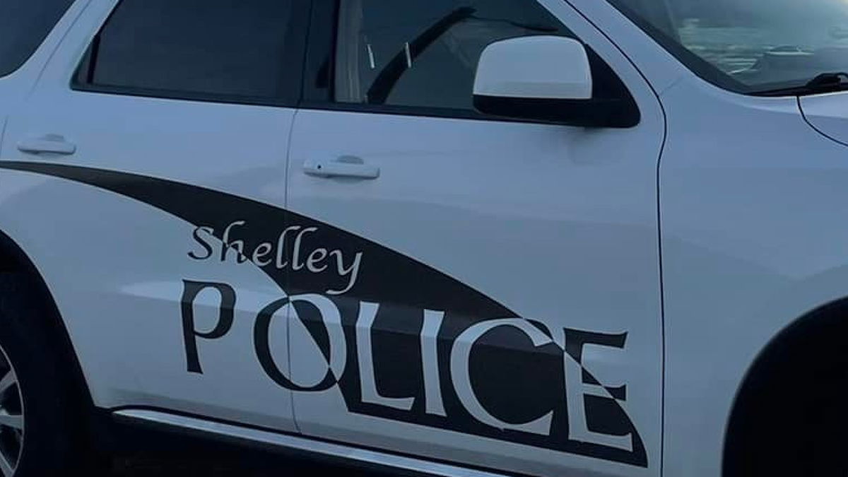 Suspect in custody following attempted stabbing in Shelley