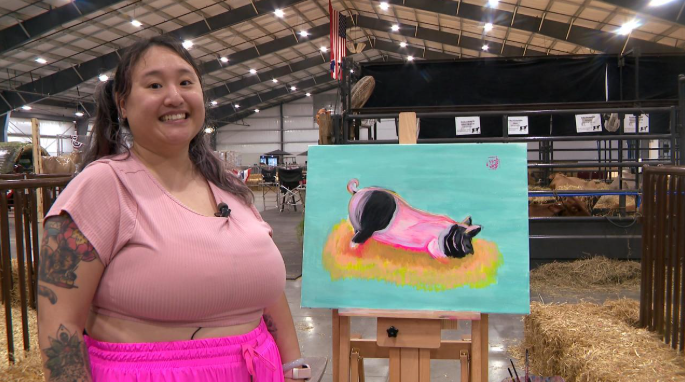 Julia Tong is painting portraits of animals