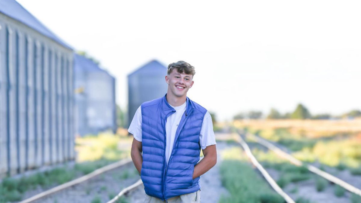 “Surrounded by those who loved him the most.” Local athlete Tanner Scoresby dies after battle with cancer