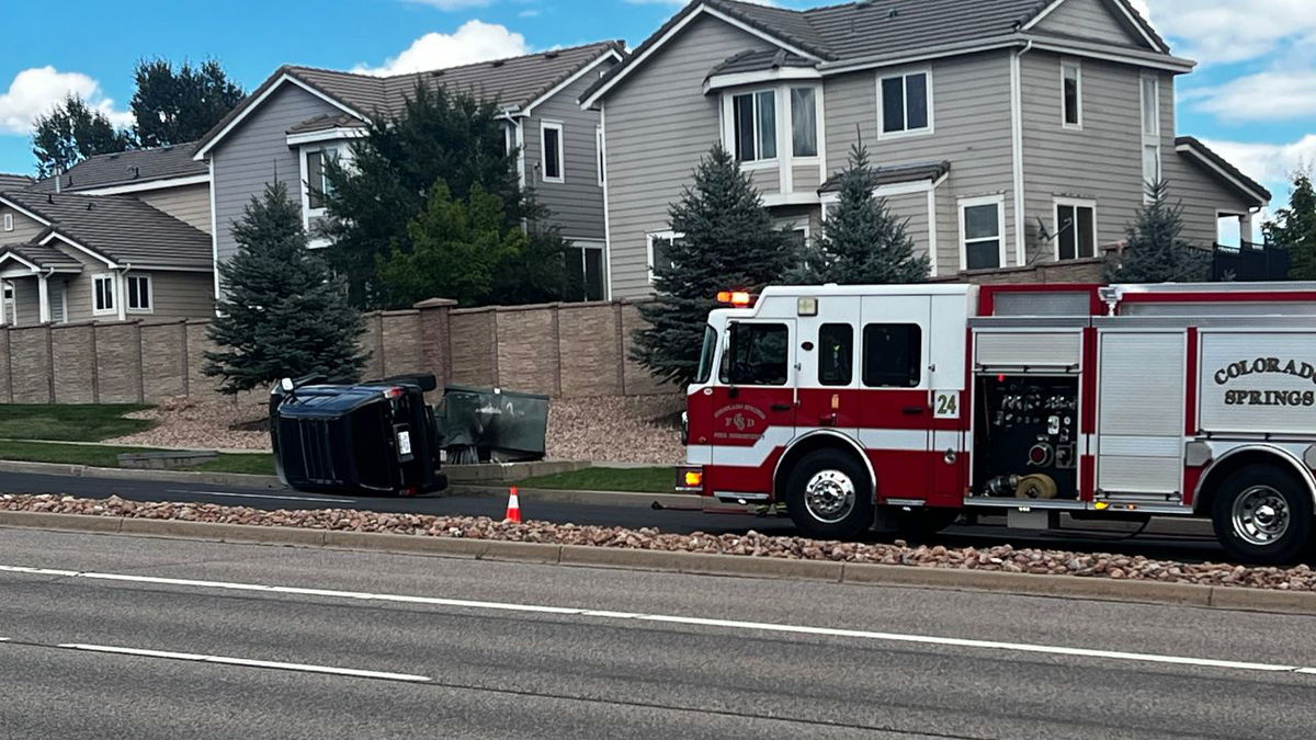 Car crashes into utility box