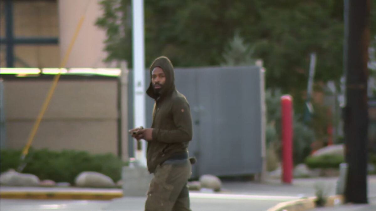 A suspect walked right past Colorado TV news crews reporting on his own manhunt.