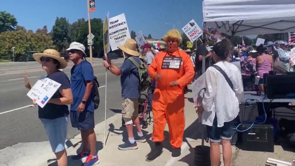 Hundreds Gather for Labor Day Rally in Ventura
