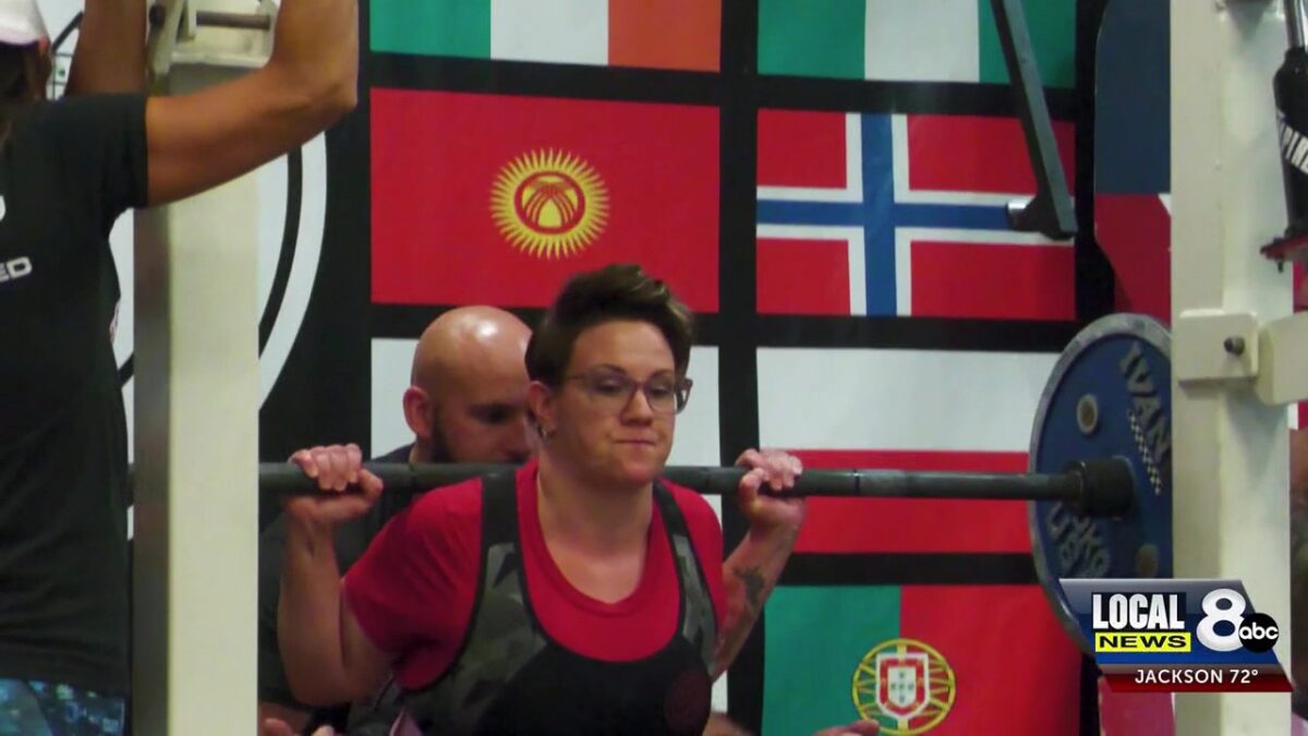 Powerlifters compete to break world records in Idaho Falls