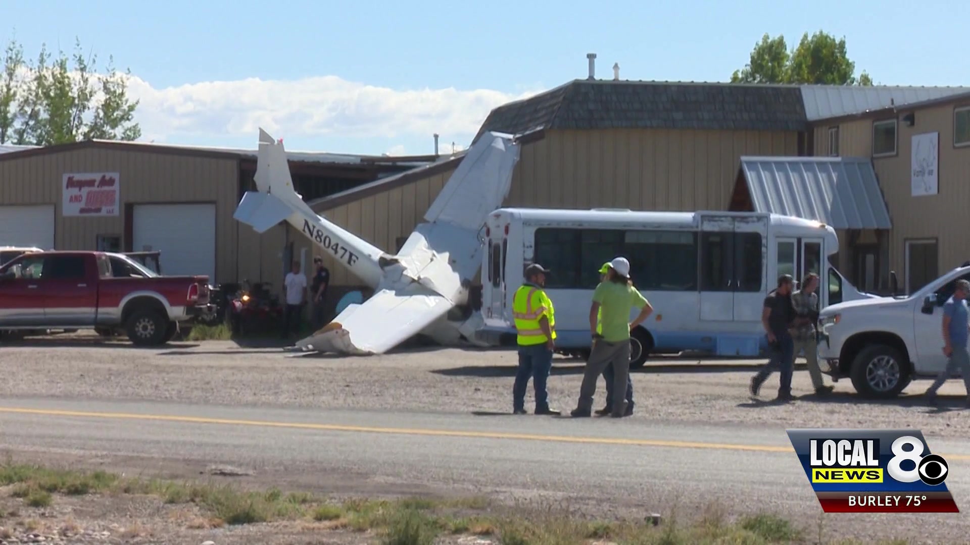 Small plane crashes into building near Rigby