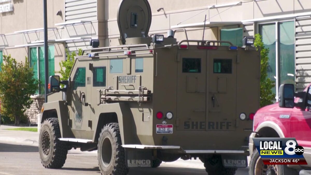 Suspect taken into custody following standoff with police in Chubbuck