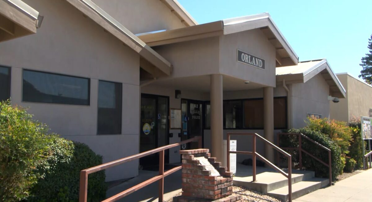 The Orland City Council is deciding on the possibility of displaying the Mexican flag in Downtown Orland during Hispanic holidays.