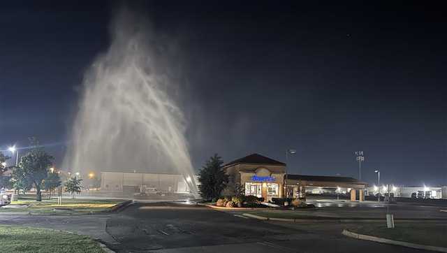 A water main break caused a geyser of water to shoot into the air early Wednesday morning near businesses in northeast Oklahoma City.