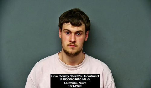 Jefferson City man accused of pointing pellet gun at girl’s head