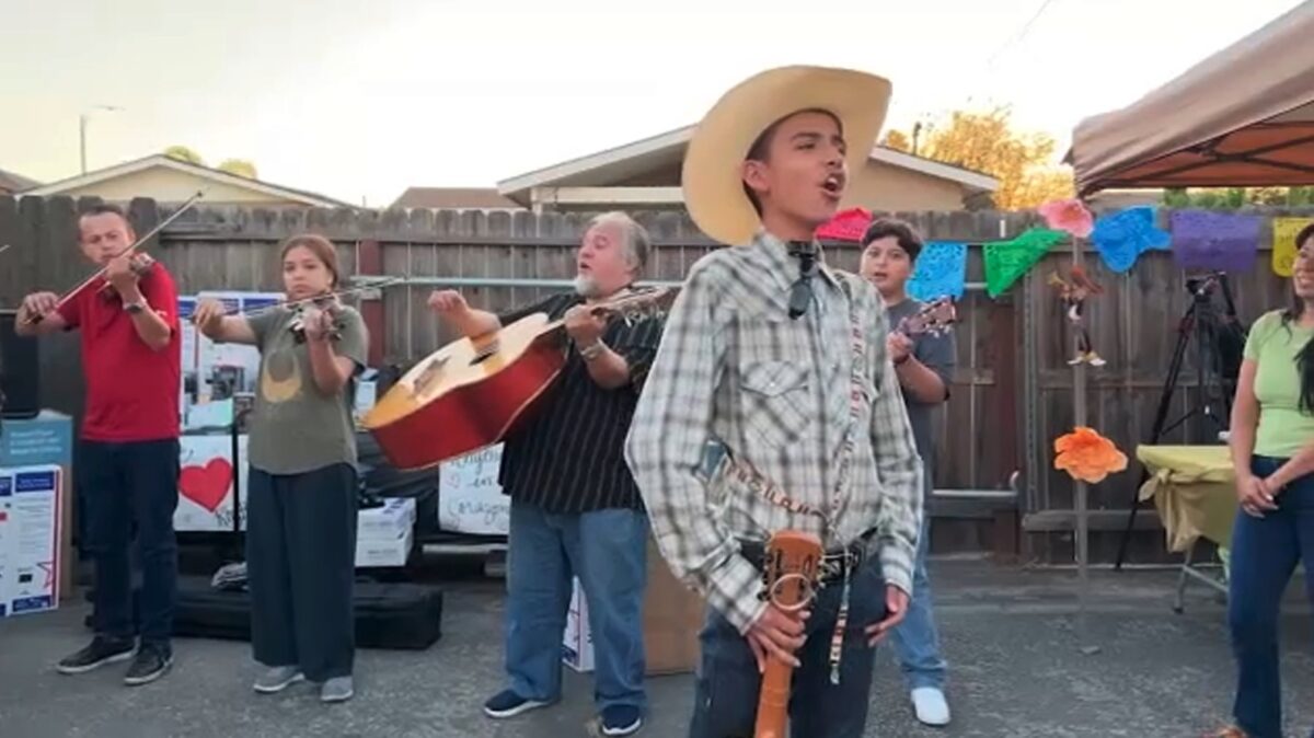 The Rhythmo Mariachi Academy in Anaheim was given a surprise donation from Helpful Honda to overcome some financial strains.