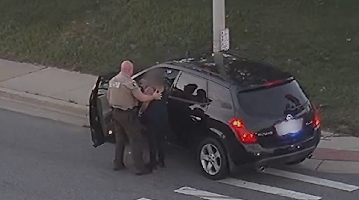 The Cook County Sheriff's Office is praising one of its officers for saving a woman who was choking while driving last month in Ford Heights.
