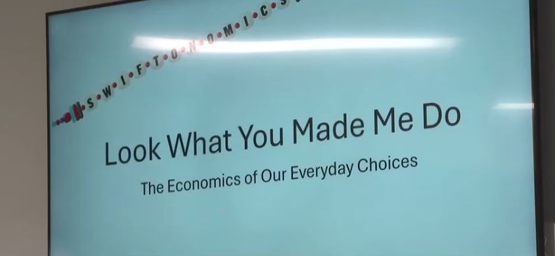The University of Louisville is inviting all Swifties to a new course