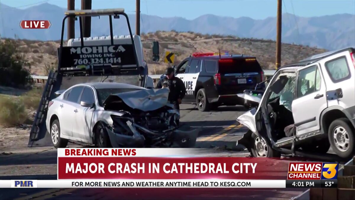 Three people injured after crash on Varner Road in Cathedral City