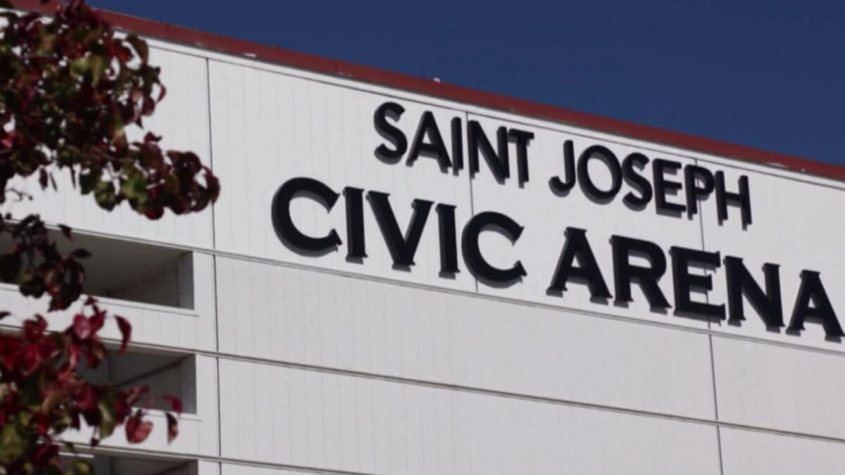 GLVC basketball championships a huge step for St. Joseph Sports Commission