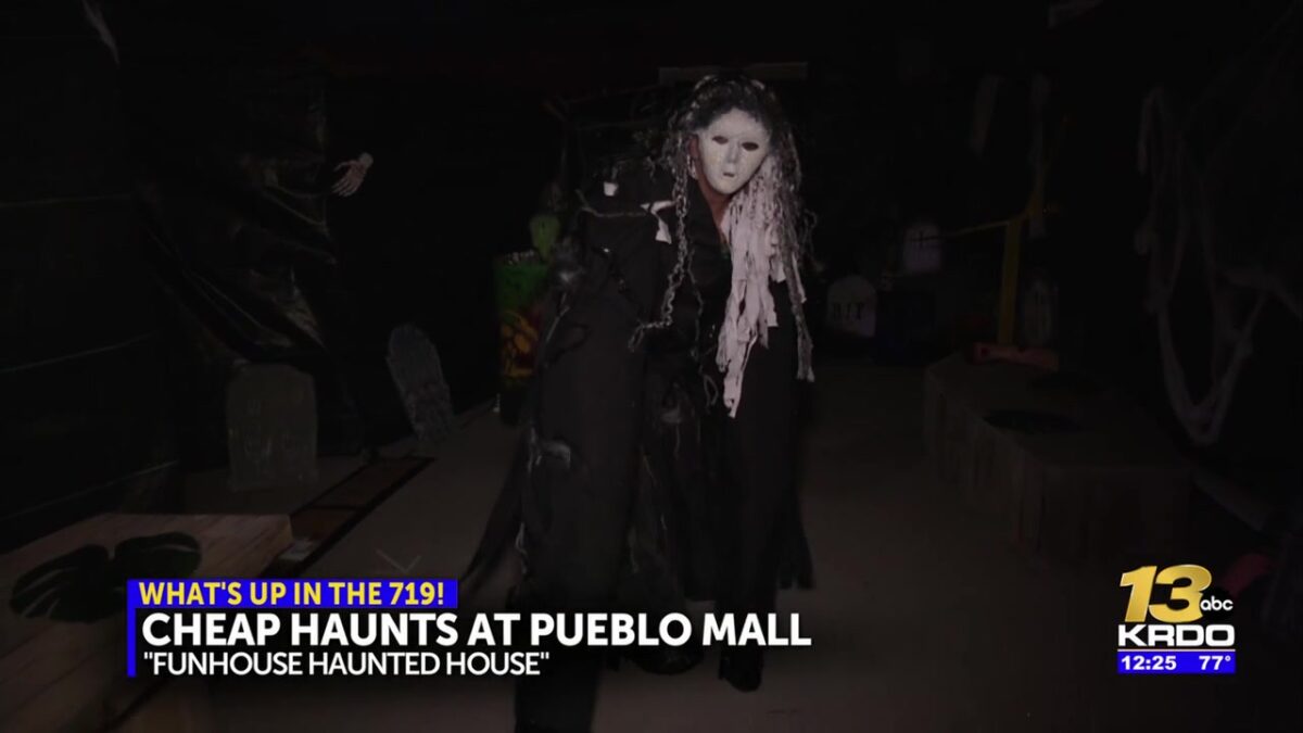 Halloween enthusiast packs decorations into Pueblo Mall for second-annual haunted house