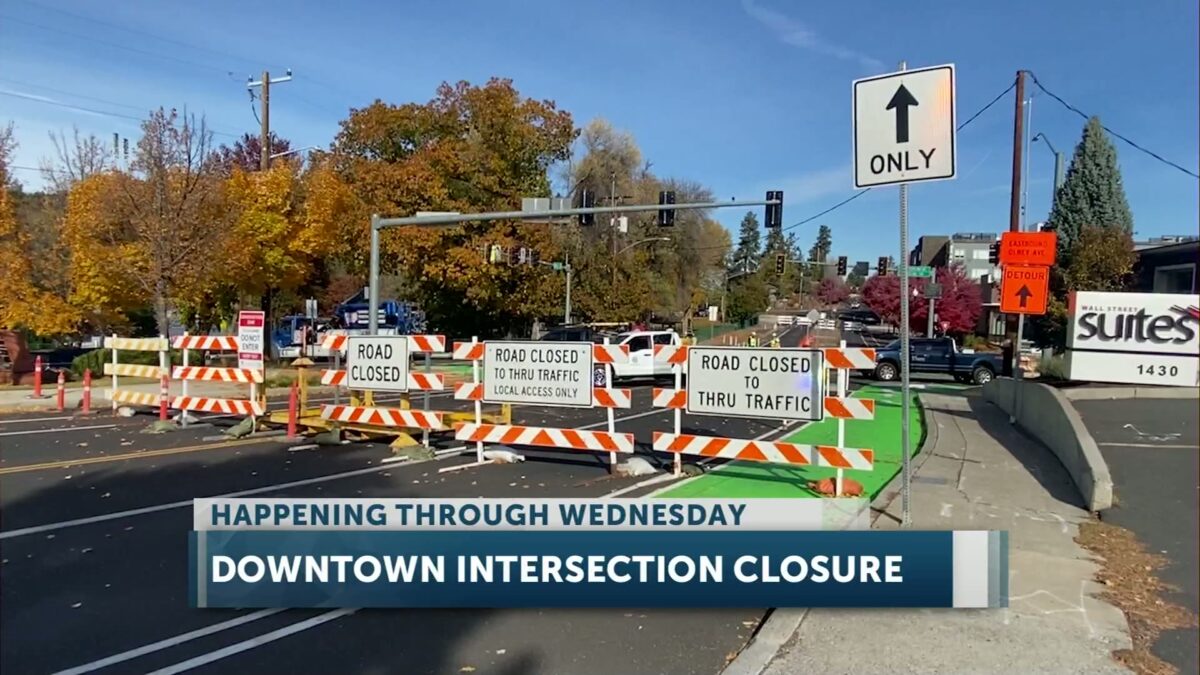 Downtown Bend intersection to fully close through Wednesday for final sewer work