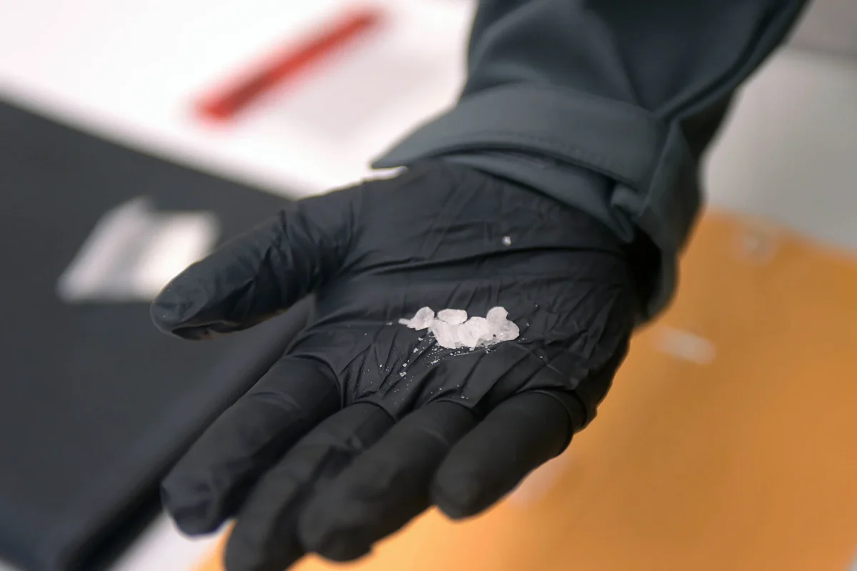 Large quantity of fentanyl seized in St. Joseph after arrest of woman on felony warrants