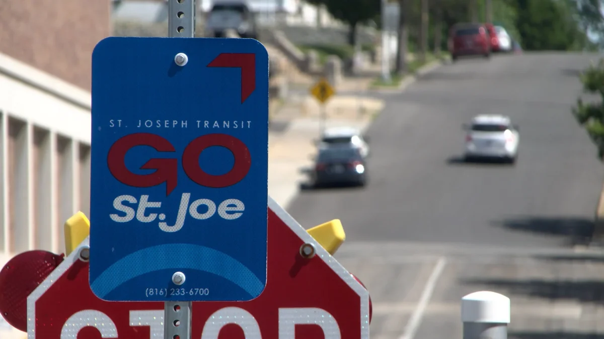 New bus shelter in the works for Frederick Avenue