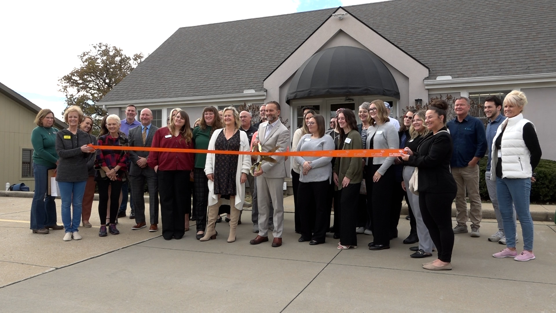 Home Instead celebrates move to new office building