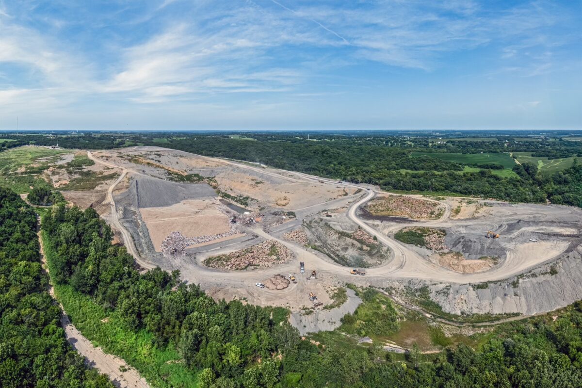 ‘Trash Mountain’  to be relocated