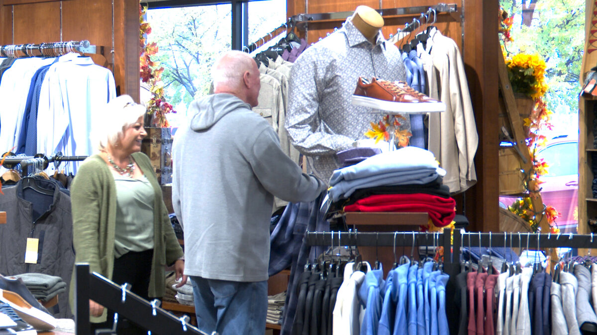 U.S. tariffs could cast shadow over holiday shopping season