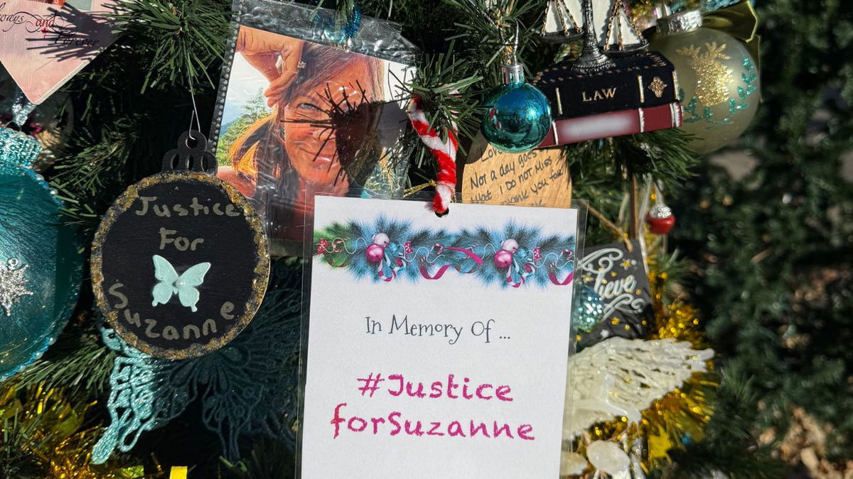 Friends decorate Christmas Tree at Holiday Park in Salida for Suzanne Morphew