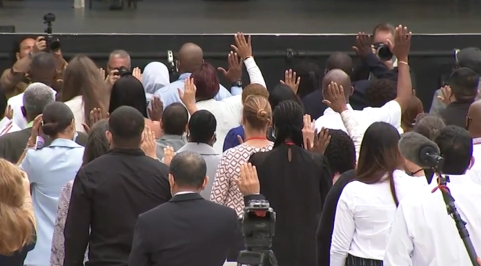 USCIS abruptly cancelled a naturalization ceremony on November 12 and halted all future ceremonies