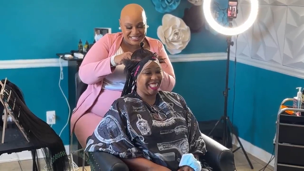 By making her own wig to deal with chemotherapy hair loss