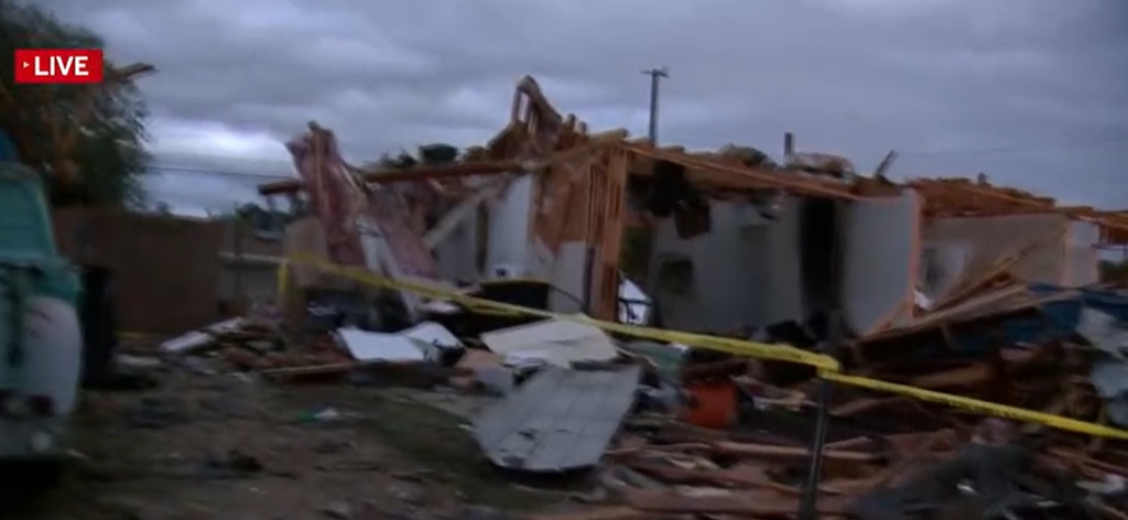 A late-night gas explosion on Walker Drive in northeast Albuquerque shook the neighborhood Sunday night