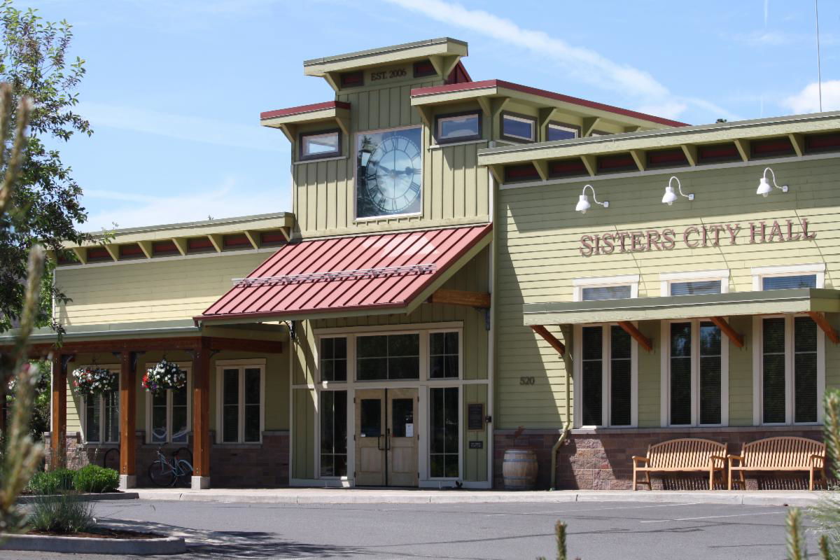 Sisters City Council plans public hearing on new-home hardening rules to curb wildfire dangers