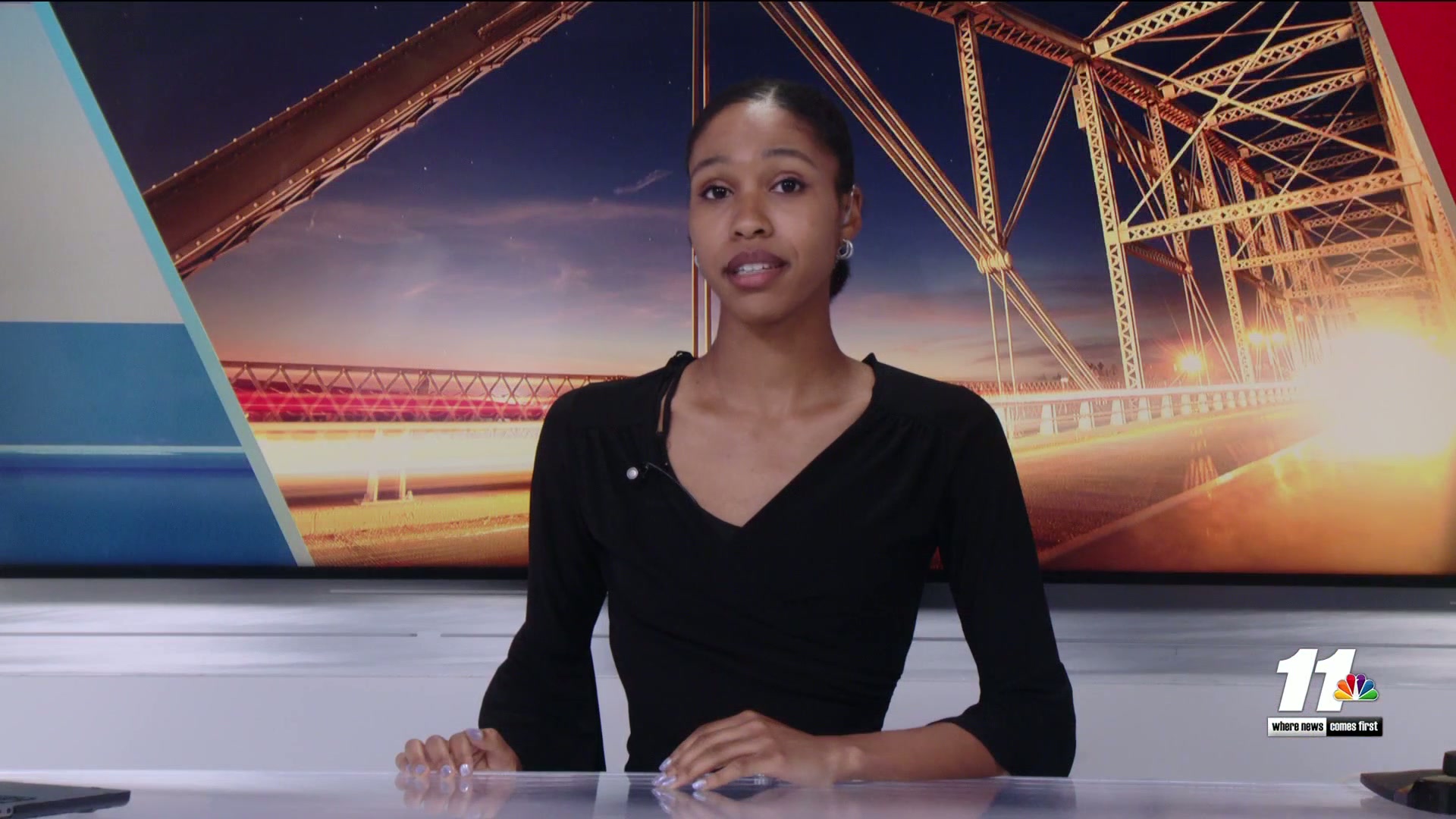 Suspects at large after El Centro sports shop burglarized