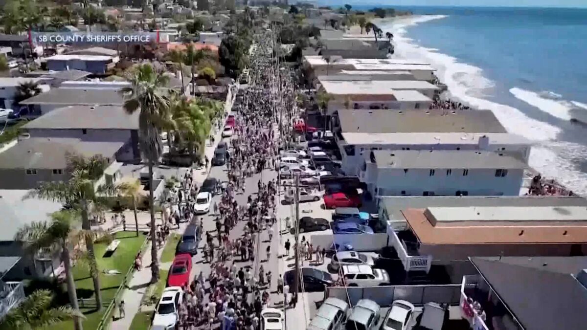 UCSB students to host “Save Deltopia Town Hall”