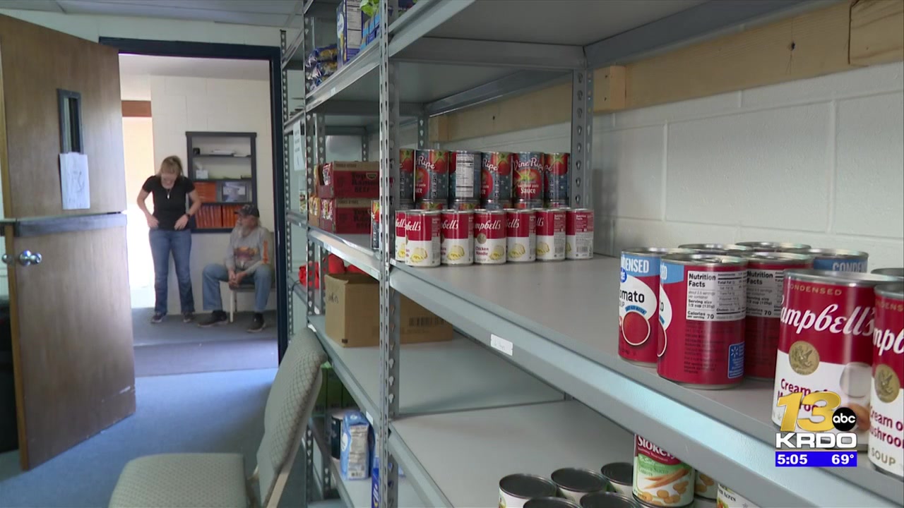 Federal government says food aid will halt