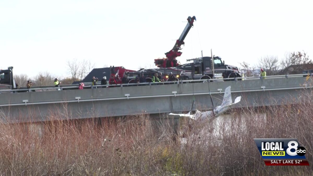 Plane removal from Snake River underway following Sunday crash; Pilot is safe after incident