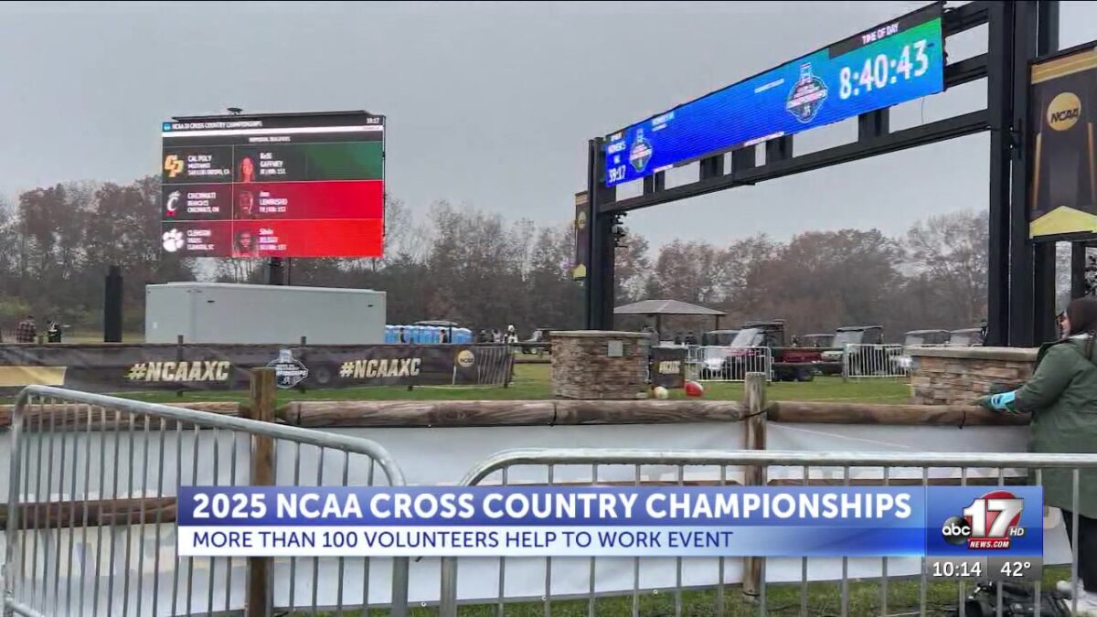 Volunteers clock in early Saturday to keep the NCAA Cross Country Championship moving