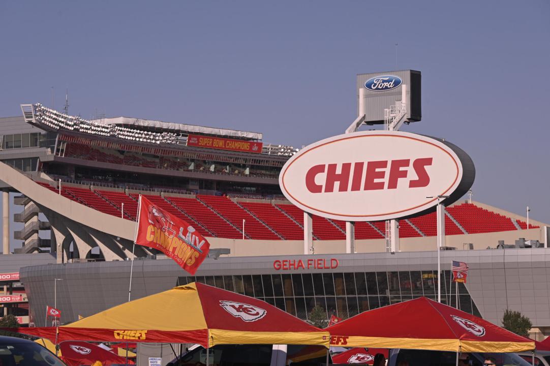 Kansas lawmakers to vote on proposal to lure Kansas City Chiefs with new stadium across state line