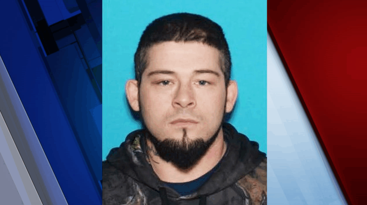 U.S. Marshals searching for Missouri man charged with statutory rape